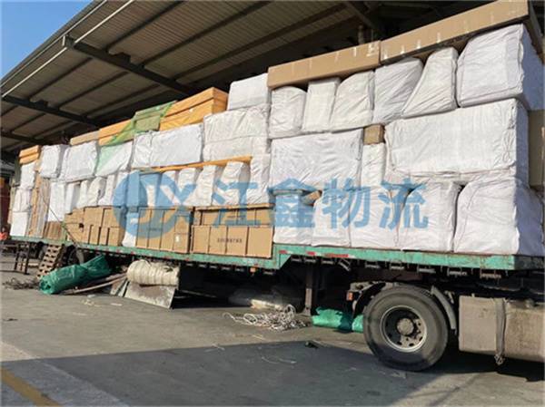 成都到雙鴨山物流專線-成都至雙鴨山貨運公司